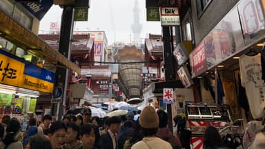 The Shin-Nakamise Shopping Street was bustling with people.