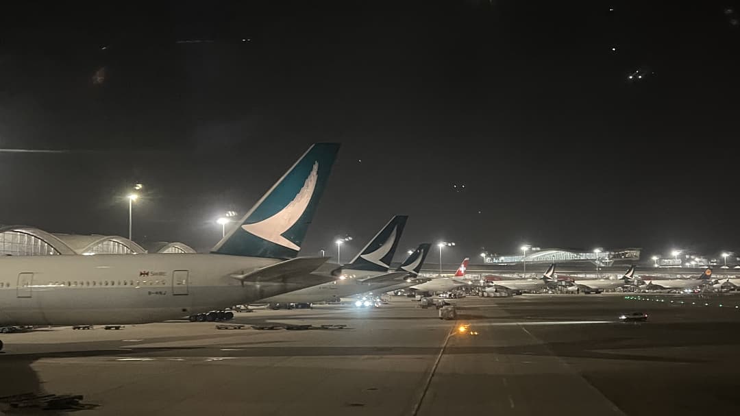 Cathay Pacific Planes at HKIA / Matthew H.